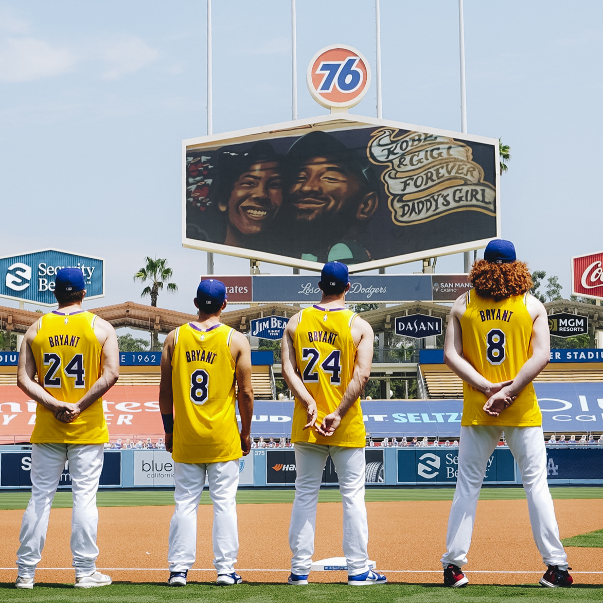 kobe in dodgers jersey