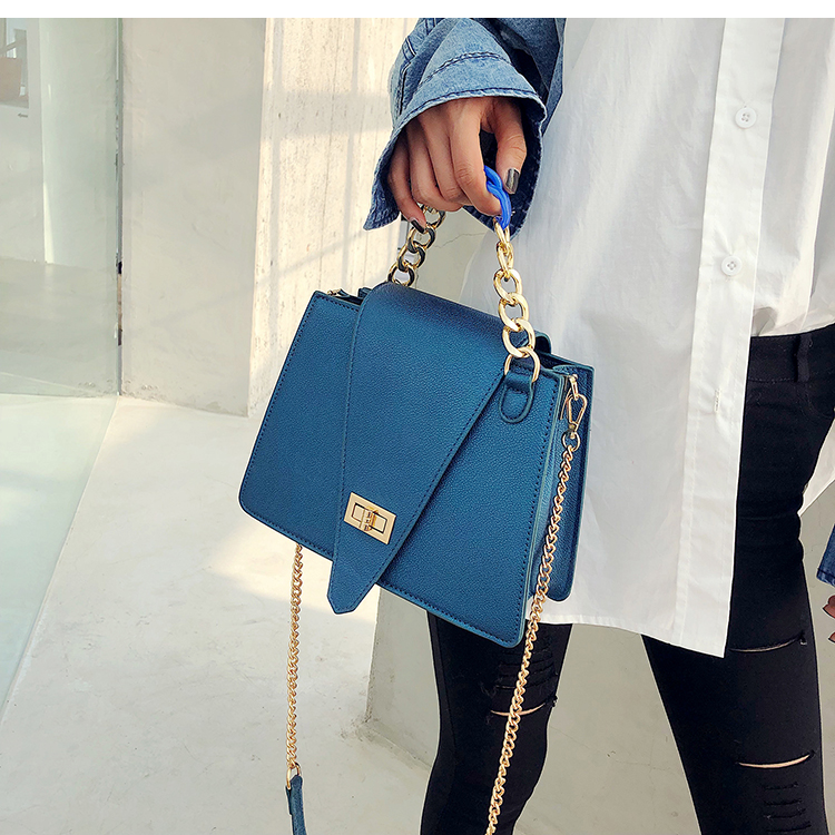 Professional black leather handbags supplier deserves your trust. angedanlia.com/angedanlia-new… #blackleatherhandbags #pumaterialbag