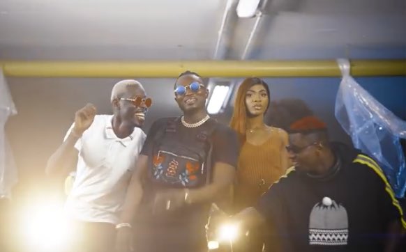 MUSIC VIDEO | 🇸🇳 <a href="/NgaakaBlindee/">Ngaaka Blindé</a> dévoilé en collaboration avec les artistes de son label KBC Music le single "Domoda" : youtu.be/SbAajWRPnmM