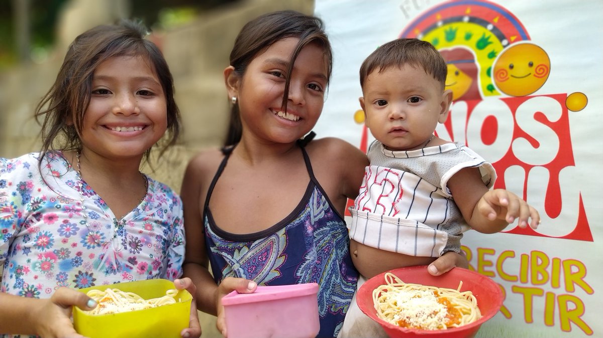 funiwa_'s tweet photo. https://t.co/MrIeuvTXi1 #wayuu #Zulia #Venezuela #funiwa #indigenas https://t.co/Fi89Y93bGb