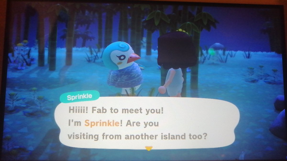 Thanks to the absolutely amazing  @LokandaIsle, my hunt goes on! Chickens here I come! Island 21: Sprinkle  Very very cute!