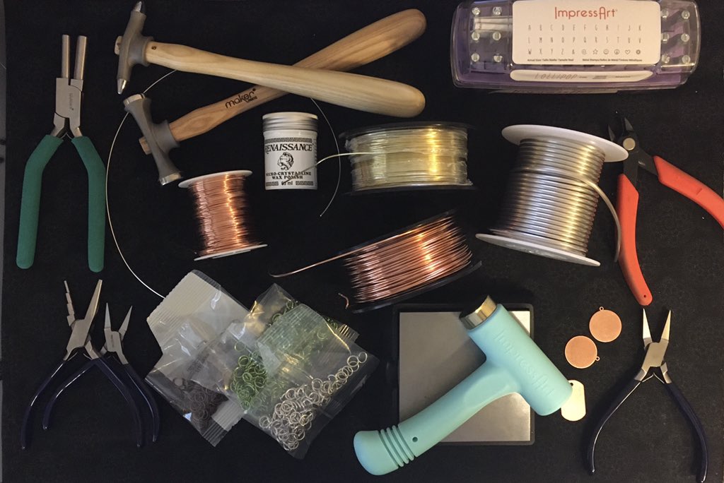 wcsSHSba's tweet photo. From image 1 to image 2 and 3 after an incredible educators metals/jewelry making class with Brie Flora at TN Tech ACC over the last 2 weekends - the best part, I get to do this again with my students! https://t.co/w8XRdZKX08