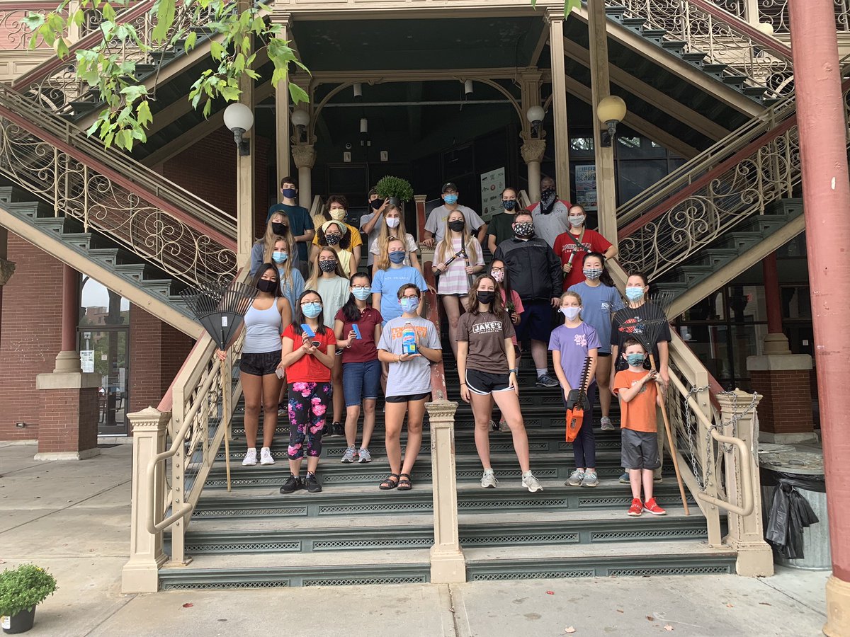 L&N STEM Academy SGA tweet media