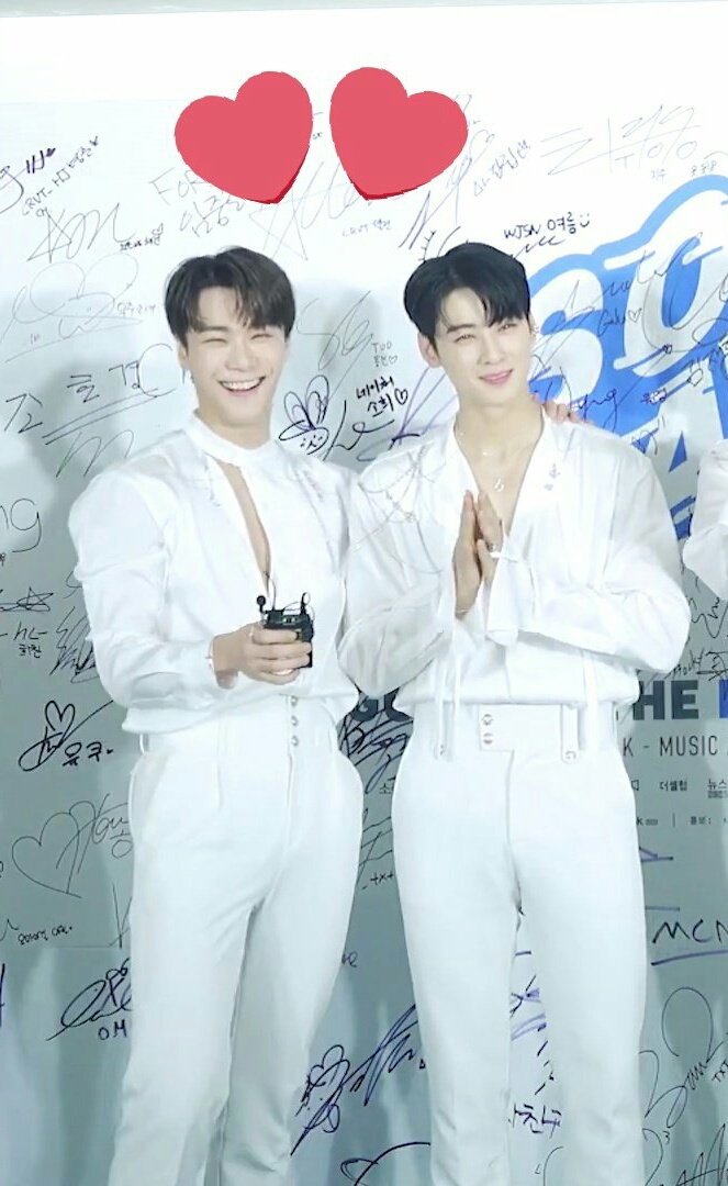 Soribada Awards NightAugust 13, 2020 #Binwoo  #ASTRO  #MOONBIN  #CHAEUNWOO  @offclASTRO