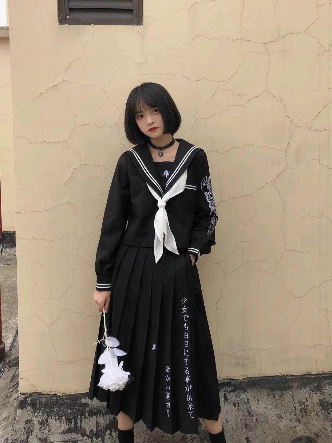 中国の若い子の間で流行っている？ロングセーラー服を着た中国の女子たち！