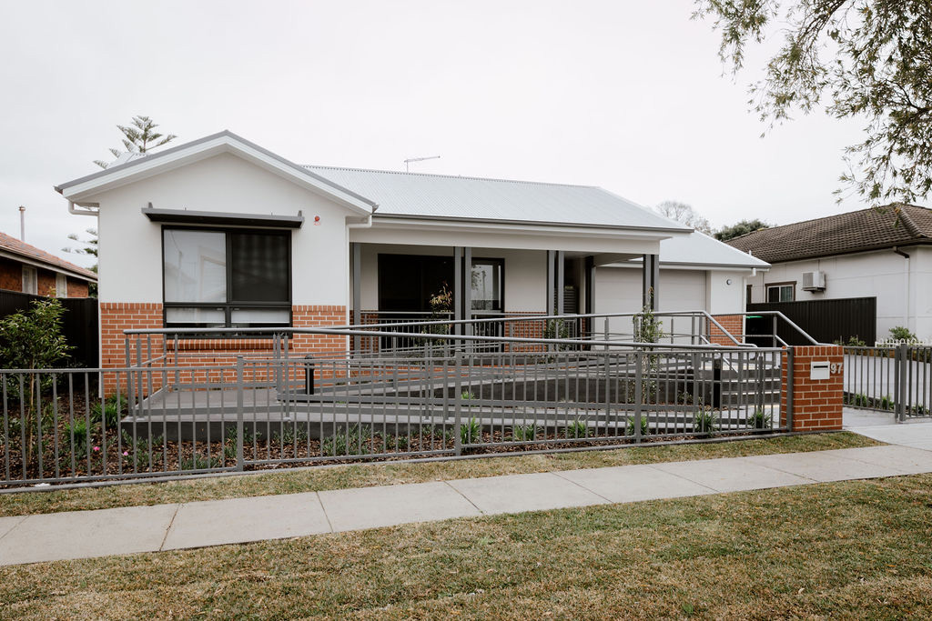 BlueCHPLtd's tweet photo. This is one of our new completed homes, in Condell Park.  To dispel one myth about #SDA, they don't look 'odd' or 'institutional'. They are modern homes, with perhaps a few additions, like a ramp.

#NDIS #BlueCHP #disability #guideyouhome https://t.co/NQRnbY46cK