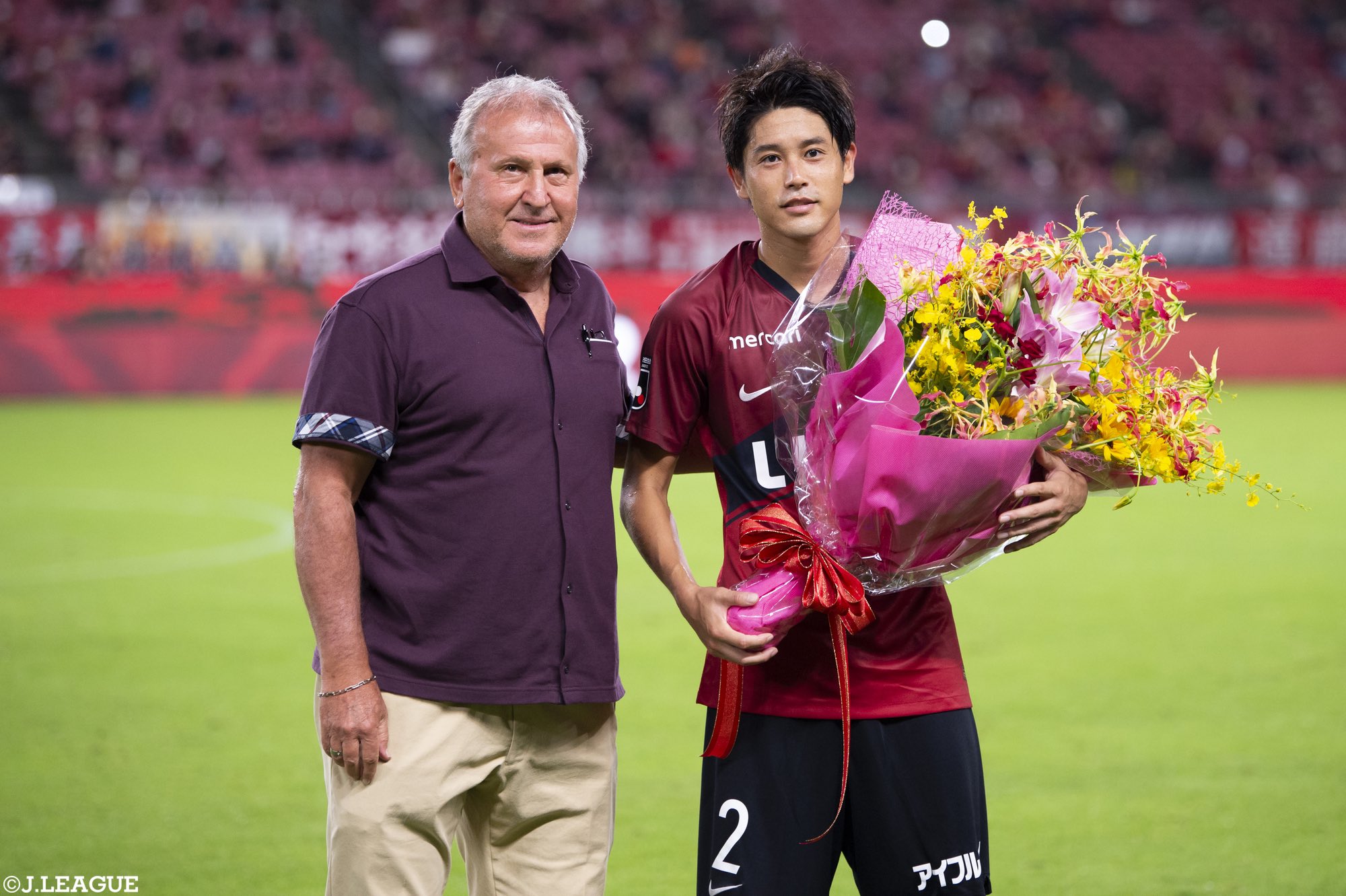 鹿島アントラーズ　内田篤人　ユニフォーム　引退記念 鹿島アントラーズ #内田篤人 選手のラストマッチ、引退セレモニーが行