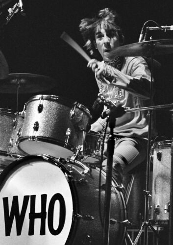 Donde te encuentres.Poder y estilo en los tambores.Happy birthday Keith Moon 