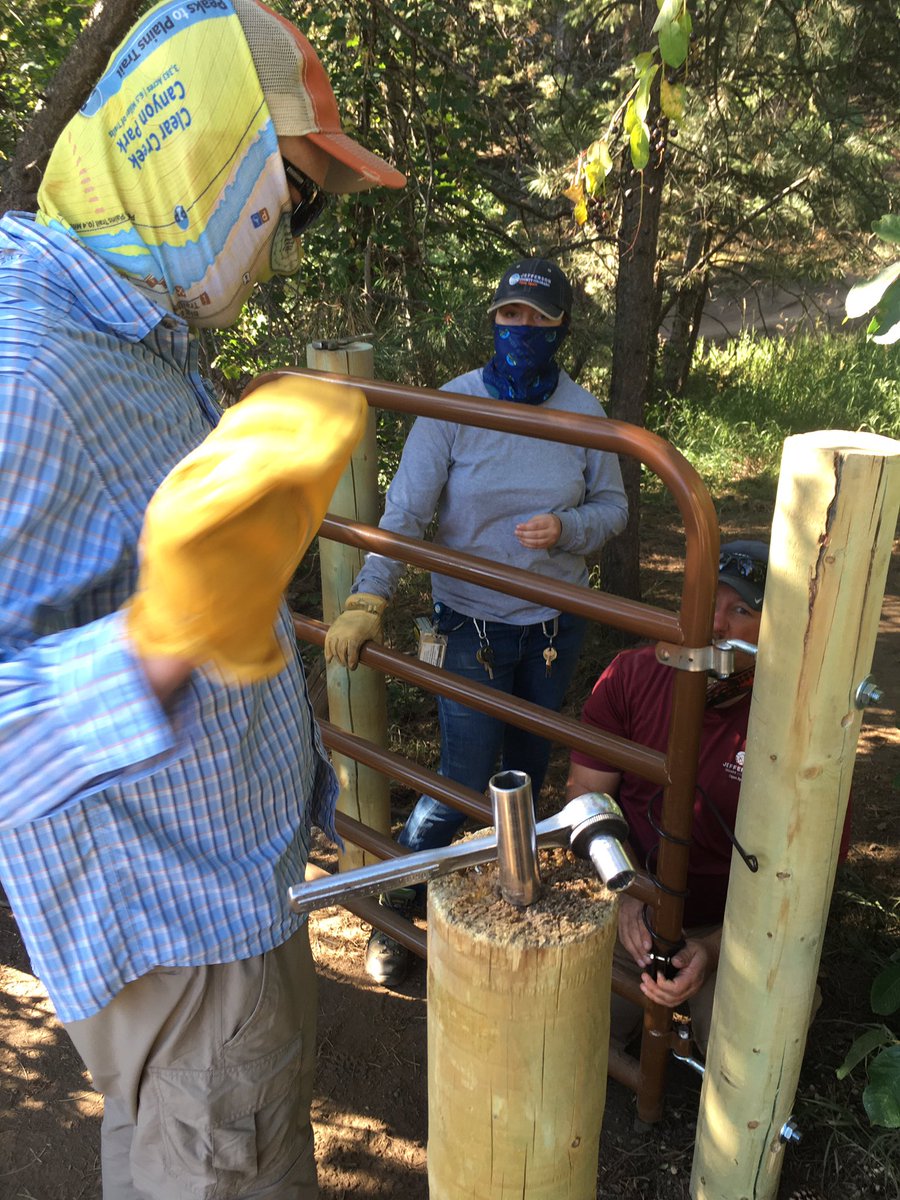 JCOSRanger1's tweet photo. What’s up with the new gates @ Apex Park? New trail management starting 9/10/20. Enchanted Forest &amp; portions of Apex, Sluicebox, &amp; Pick-n-Sledge will be alternating use on even/odd calendar dates. The gates will remind visitors to 🛑 &amp; check the date before entering. #safety https://t.co/WvMkegLHbw