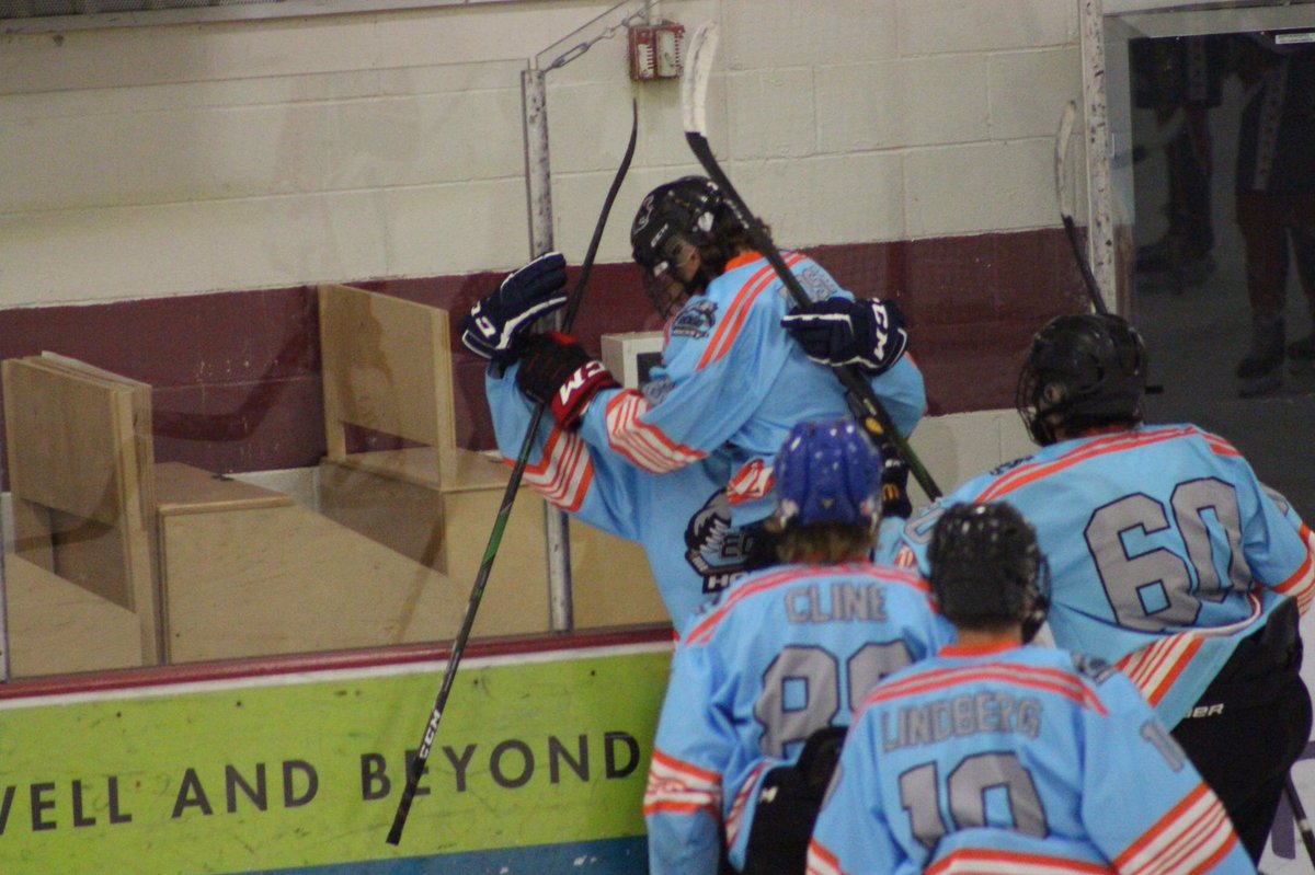 Ice Edge 2004 tweet media