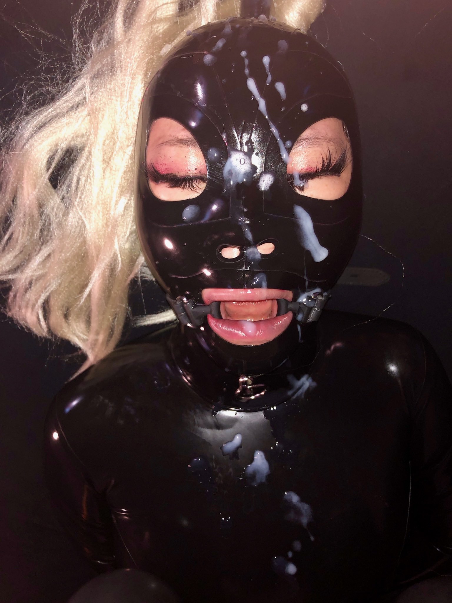 Latex Mask Porn - Hb191 on X: \