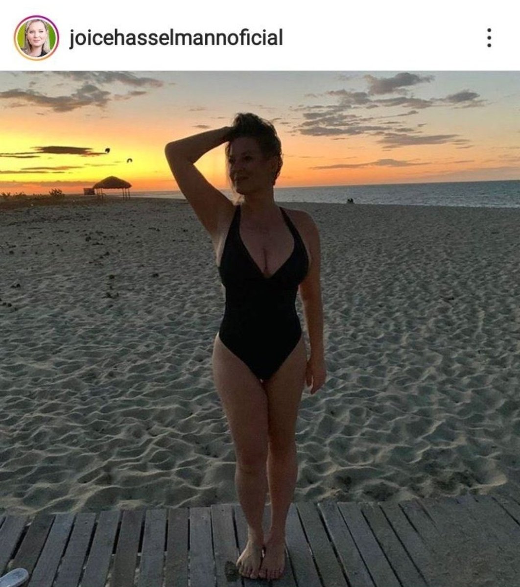 Da série: Brasil às avessas

Pelo menos na Itália, todo mundo sabia que Cicciolina, ex atriz pornô, queria ser política!