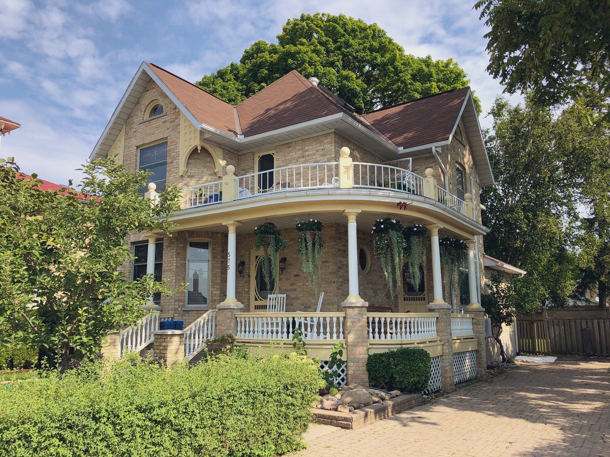 (Was off the phone mostly today - some sights here) Port Elgin has some great houses/cottages (and some treeless bland suburban streets adjacent - such a transition. Plant trees! Sun baked unrelenting heat unpleasant.)