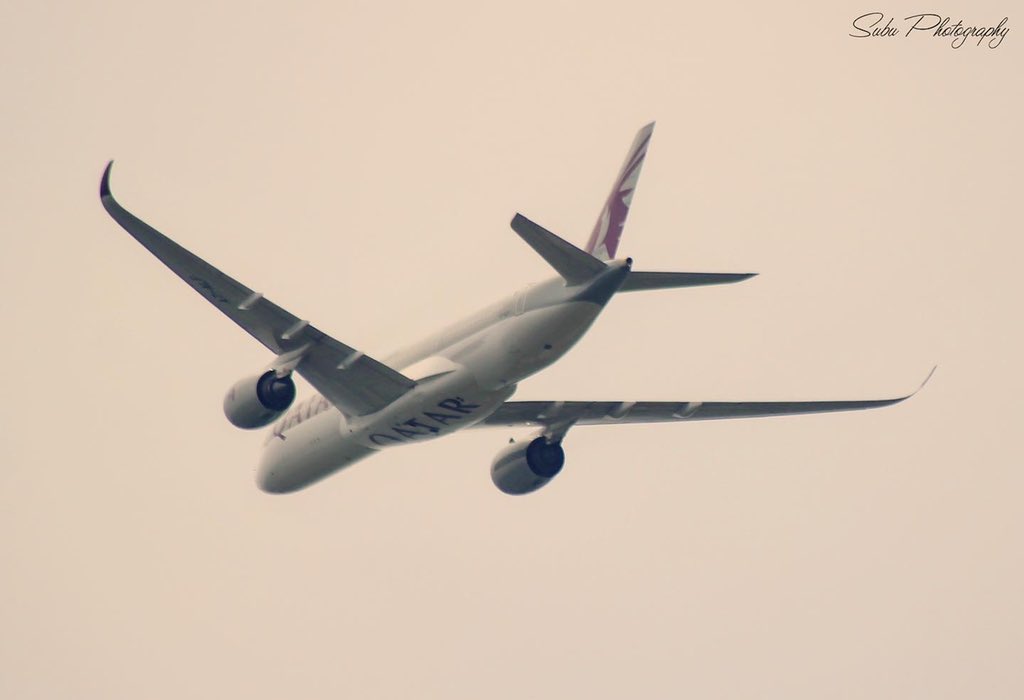 maaaviationpic1's tweet photo. #cargoflight of @qatarairways - @Airbus A350-941 (A7-ALF), Departing Out of Active Runway 25🚨 - Operating as QR8479 To @HIAQatar (DOH) 🇶🇦 https://t.co/nOb5Z6DYQV