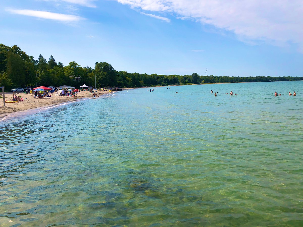 Here are photos of the not gigantic beach at Port Elgin at the height of summer, on a weekend, during a pandemic. Everything is fine on the beach.