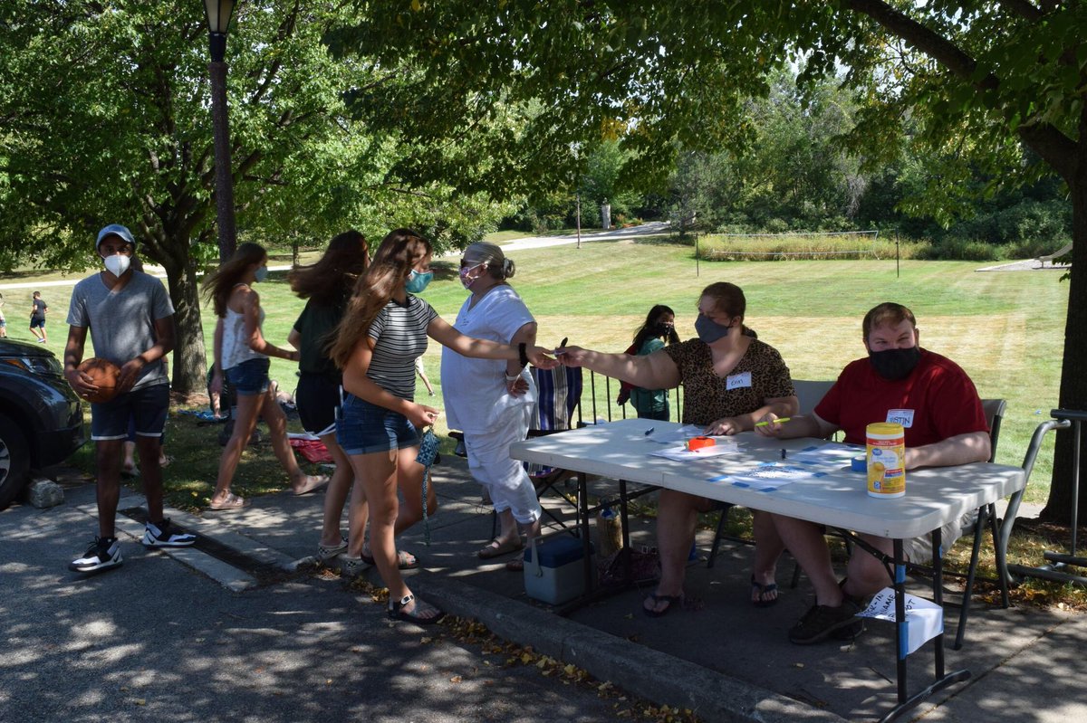 BEHSForensics's tweet photo. Great day at the team picnic -- our traditional start to the new season. Glad to see familiar faces and meet the new students interested in forensics/debate. Thank you everyone for wearing a mask, distancing and good hand hygiene. Can't wait for 2020-21 season. ✌️😷💖 @BEHS_SDE https://t.co/EkALTyU1Lh