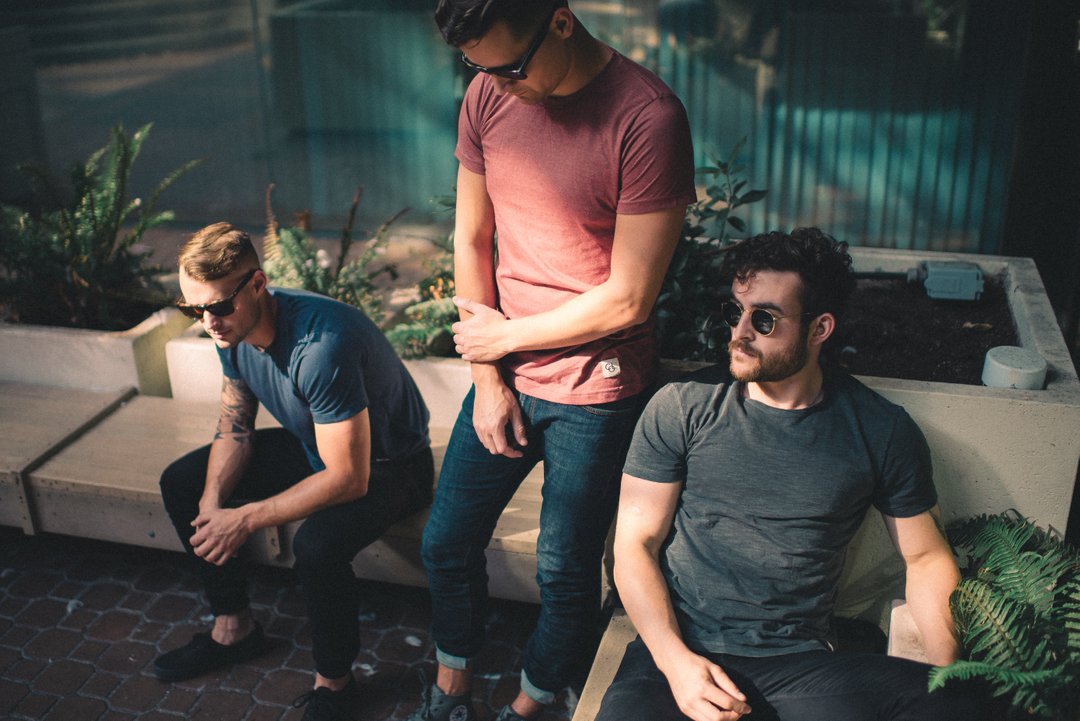 Weekend vibes ✔ 

[p] <a href="/armonarani/">Armon Arani</a>

•
•
•
•
•
#streetfashion #streetwear #lookbook #outfitoftheday #menswear #thesix #vancity #shoplocal #victoriabc #the6 #vancouver #lookoftheday #shopsmall #yyj #tdot #wiwt #fashiondiaries #whatiwore #fashiongram #416 #yvr #yyz #insta