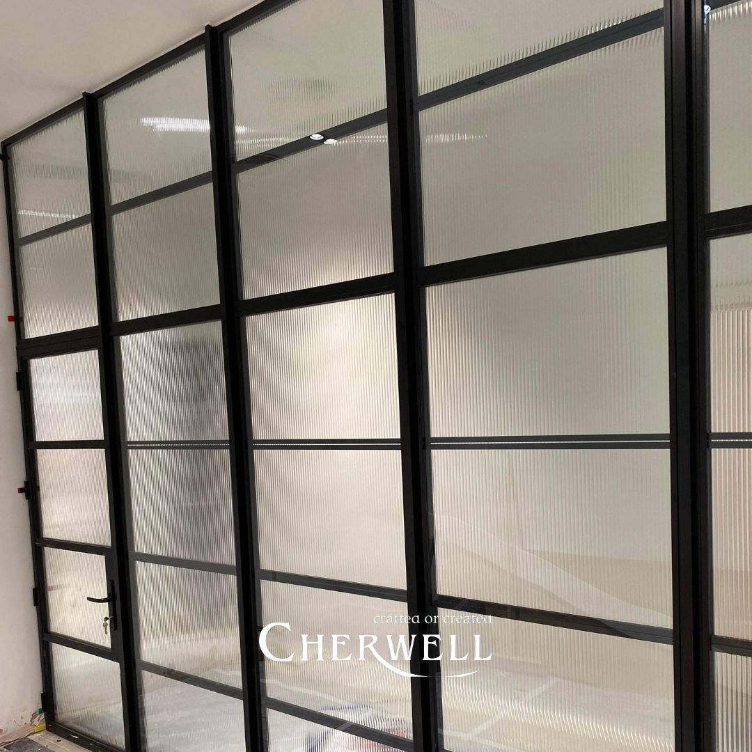 CherwellUK's tweet photo. We recently installed some steel look partitions at a project in London. You can see how big the walls of glass separating the offices.
#steellook #partitionwalls #offices #glasspartitions #trade #steellookdoors #steellookwindows #internalwalls #creativity #design #officedesign https://t.co/AoQk1YLJmS
