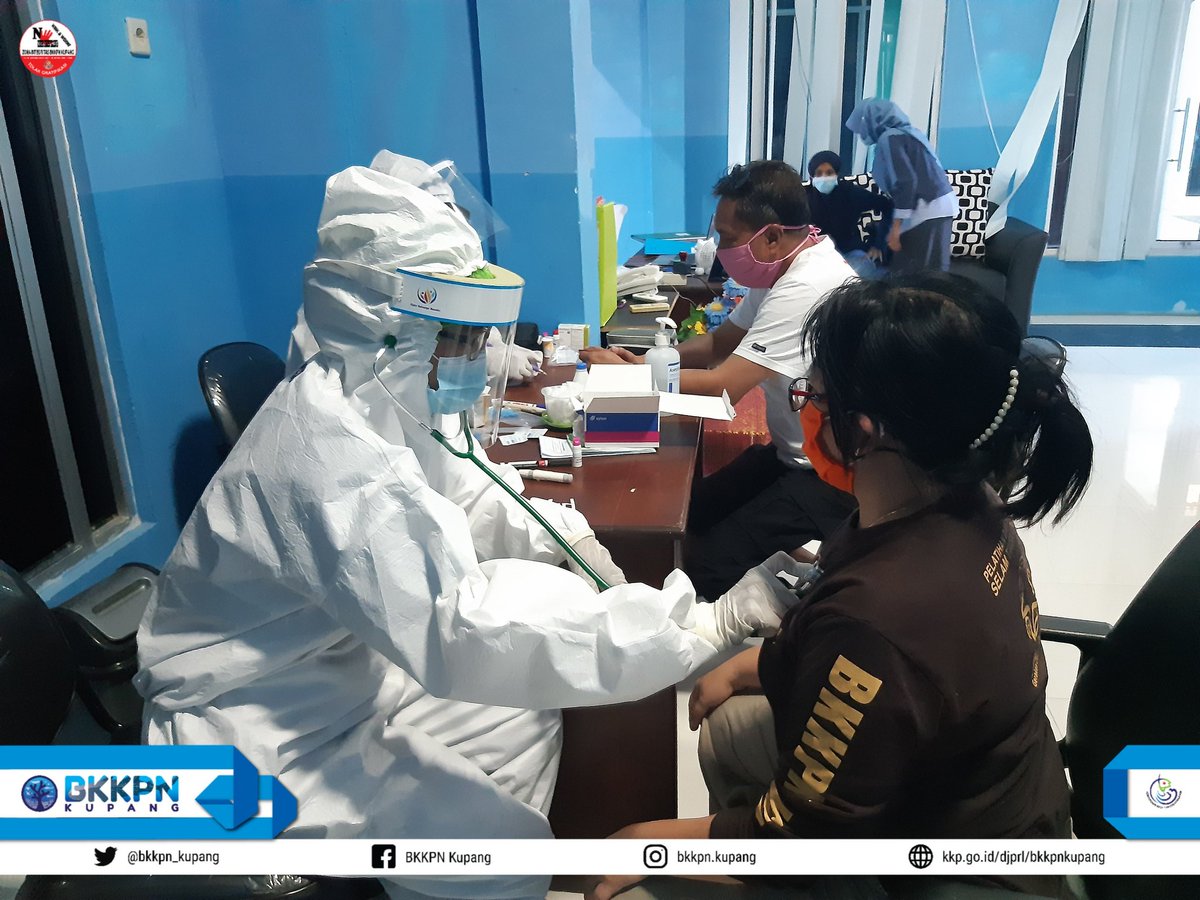 BalaiPK_kupang's tweet photo. Hai #SahabatBahari 

Sebagai tindakan preventif BKKPN Kupang, melaksanakan rapid test massal para pegawai. 
Semoga sehat selalu dan terhindar dari covid19 ya sahabat semua dimanapun berada (22/08)

#kkpgoid
#djprl
#lebebae https://t.co/fl6rJJjQ7C