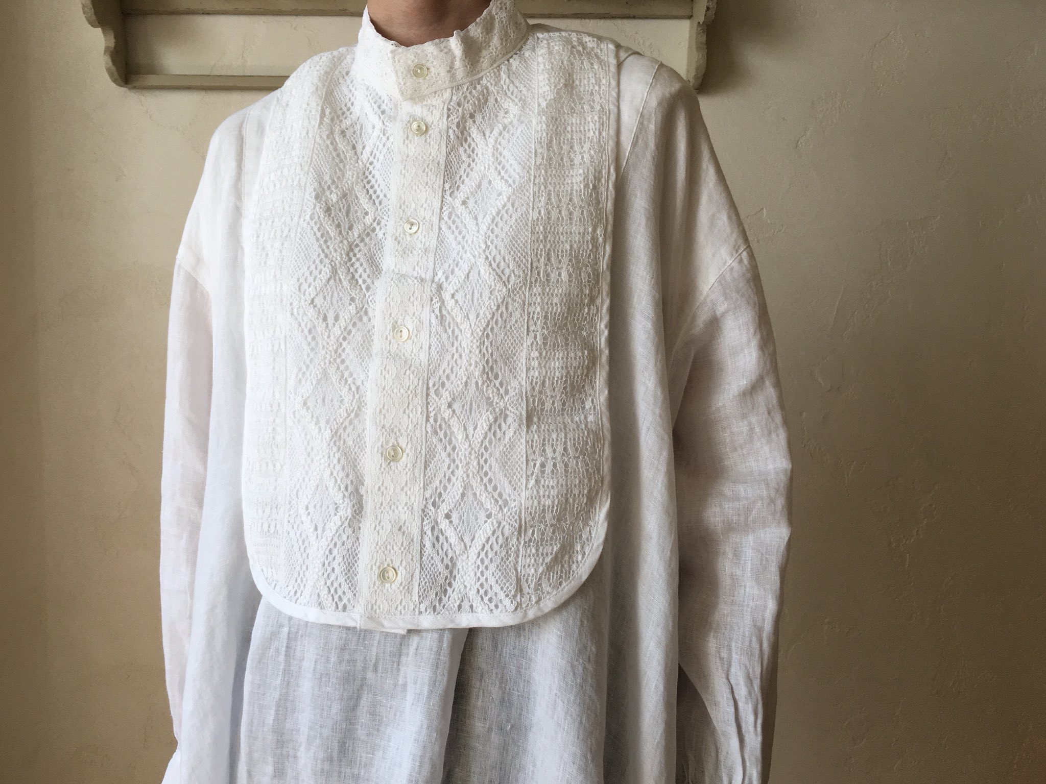 【 nest Robe 】レースタッカー付きプルオーバーチュニック nest Robe 】レースタッカー付きプルオーバーチュニック │ 福岡