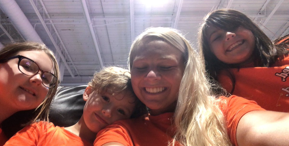AllieCross30's tweet photo. Got to spend the last month with some of the sweetest kids. Saying goodbye was not easy for me🥺 https://t.co/eIMsMWDLgh
