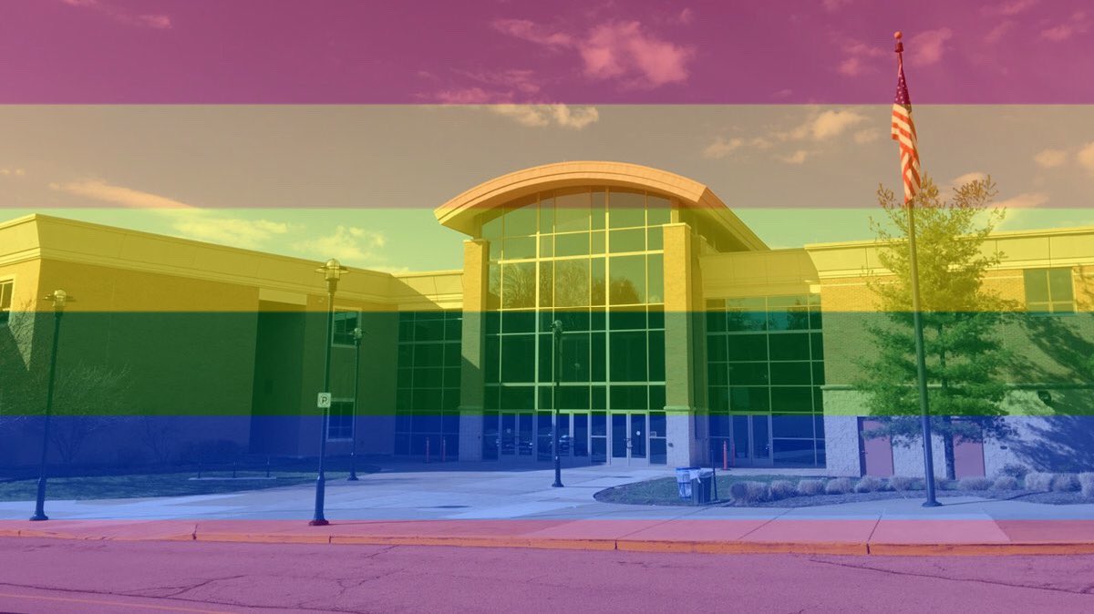 GaysUsc's tweet photo. Gay pride upper st clair high school https://t.co/fEQMT3qht2