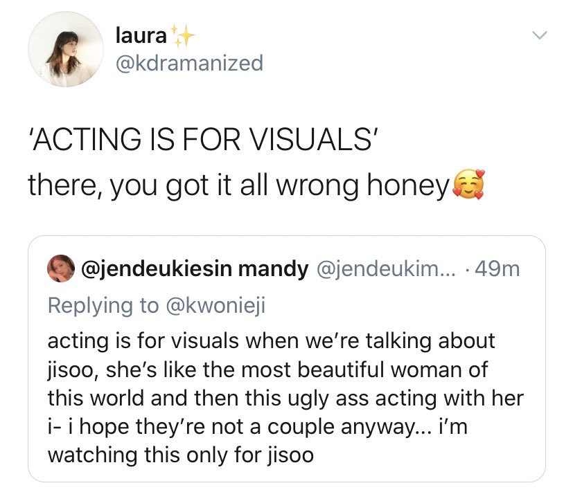 I made the tweet above because of these kind of tweets I saw on the tl.If I saw my mutuals disrespecting Jisoo, I'll also call them out.