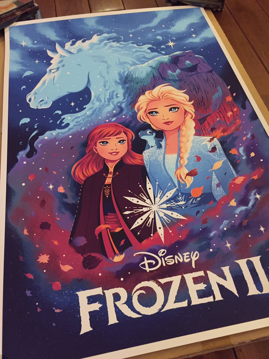 アール Jen Bartel氏による アナと雪の女王2 ポスター 意外と数少ないアナ雪ポスターなのでゲット 普通の印刷では出にくい青色をガッツリ使用しているので 実物は覚める様な綺麗さがあります パール紙なのですが タイトル部分等は白インクで刷られている アール Jen Bartel氏による アナと雪の女王2 ポスター 意外と数少ないアナ雪ポスターなのでゲット 普通の印刷では出にくい青色をガッツリ使用しているので 実物は覚める様な綺麗さがあります パール紙なのですが タイトル部分等は白インクで刷られている