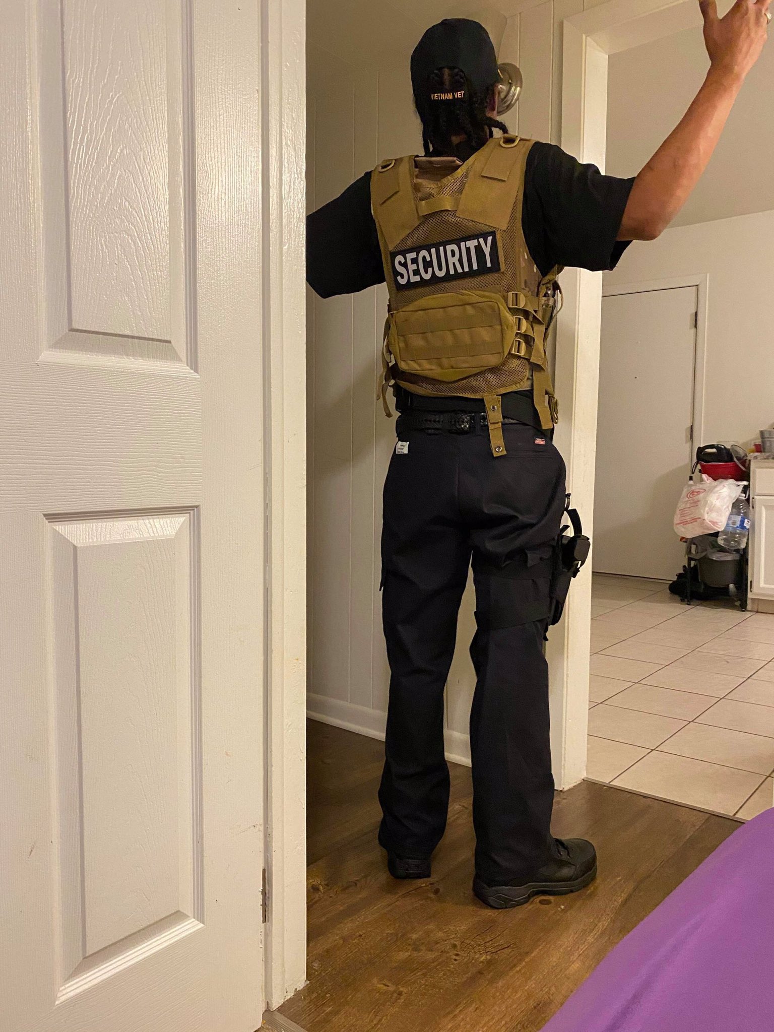 security guard outfit among us
