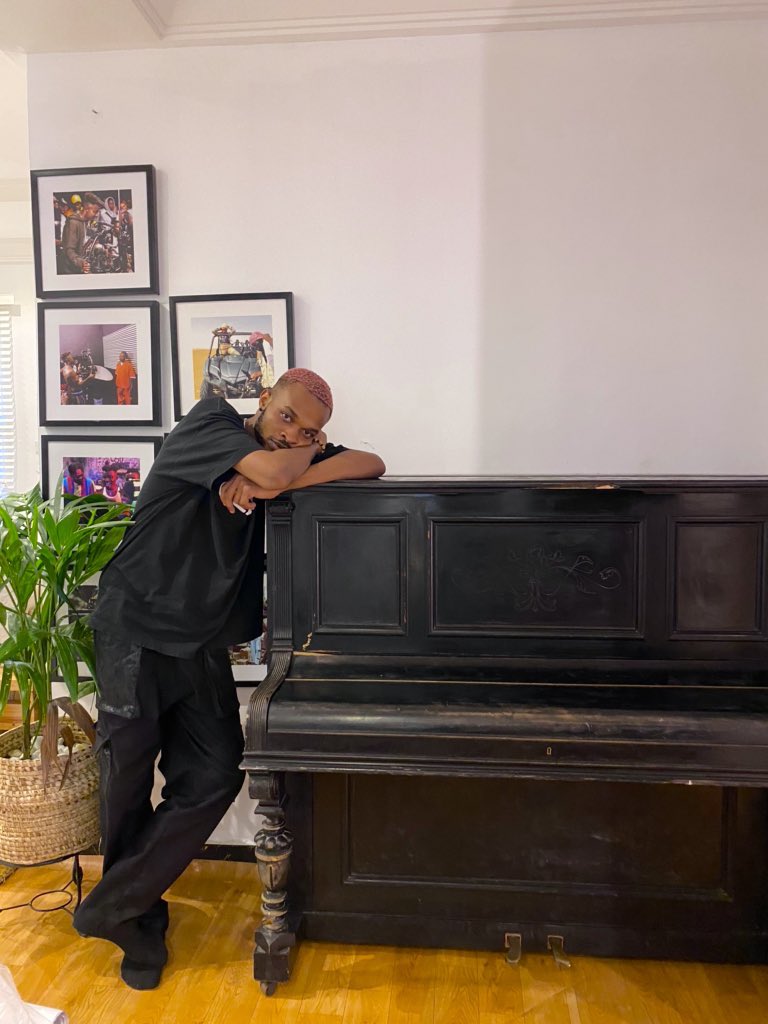 Pimpgod_ng's tweet photo. @boy_director’s 131 years old Grand Piano wasn’t wayward enough so we had to fuck it up real quick😈 Now do you believe we can pimp anything?😈 https://t.co/i283IZLIIM