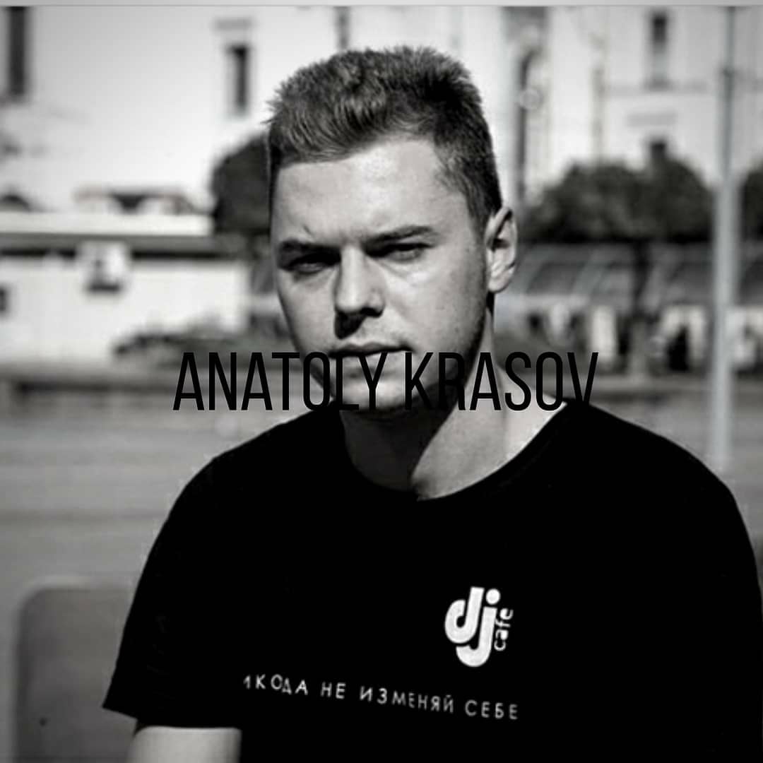 BelarusHumans's tweet image. "I just went out to smoke." 

The baratender of Dj_Cafe in Grodno told how he was detained for a day during the protest.
#belarus #freebelarus #electionby #SAVEBELARUS 
instagram.com/p/CEQsVySHeeC/…