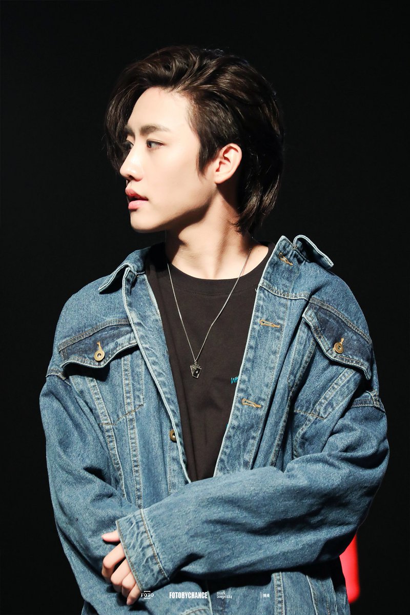 FotoByChance's tweet photo. 20190224 FM in Xiamen 彩排
下颚线

#Marksiwat
#หัวใจศิวัช https://t.co/eCKGnCltmw