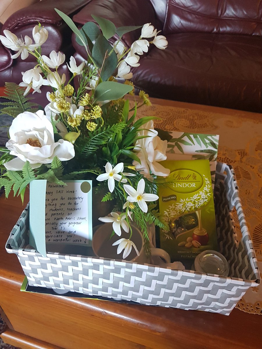 PRashtia's tweet photo. Thank you so much @AuburnNthPS family for this acknowledgement on #SASSweek!! A big thank you to @C_Mirzai for always making us feel so special. @malake_khan https://t.co/v1XECE00Pm