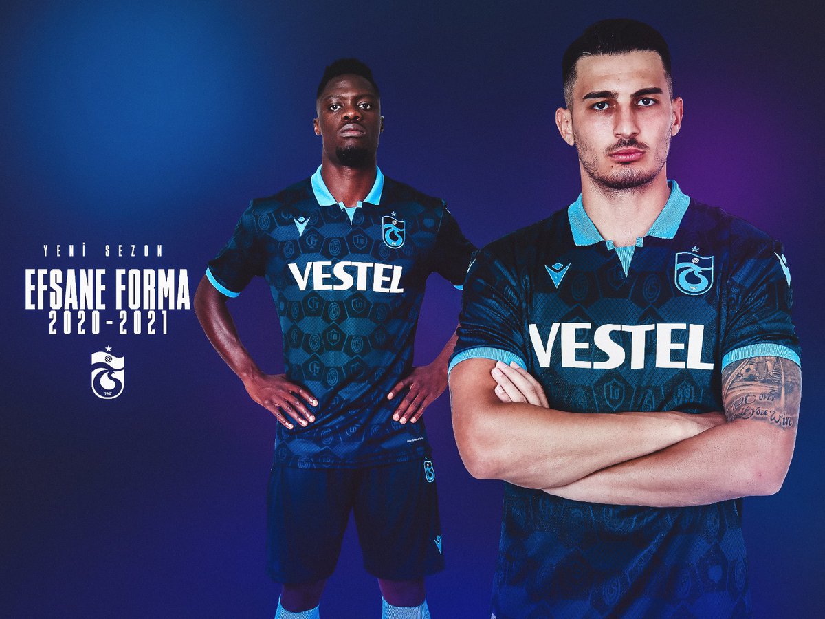 Efsanelerin ruhu bu formada ❤️💙 2020-21 Sezonu üçüncü formamız bugün saat 12.00 itibarıyla TS Club’larda! #GeçmiştenGeleceğe #EfsanelereSaygıyla