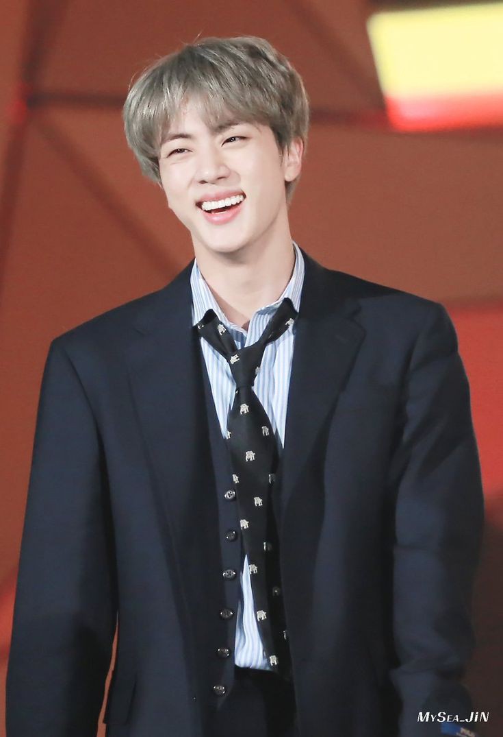 Jin's smile - the MOST NEEDED thread.