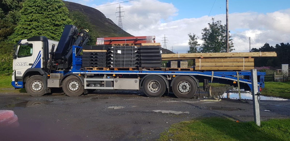 MSL_Scotland's tweet photo. MSL’s HIAB lorry was used to provide transport services on Friday. This full load included a level crossing which was delivered to Perth for our client @networkrail. This level crossing will be installed this week as planned works will cause disruption to the line. #MSLServices https://t.co/burNCW6CFj