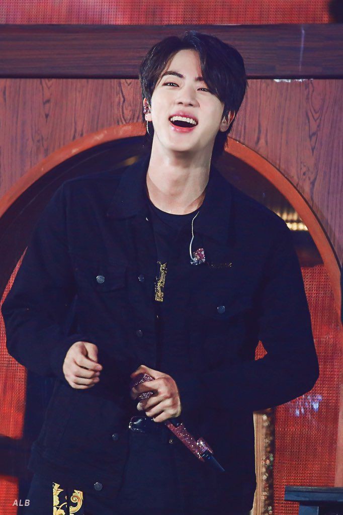 Jin's smile - the MOST NEEDED thread.