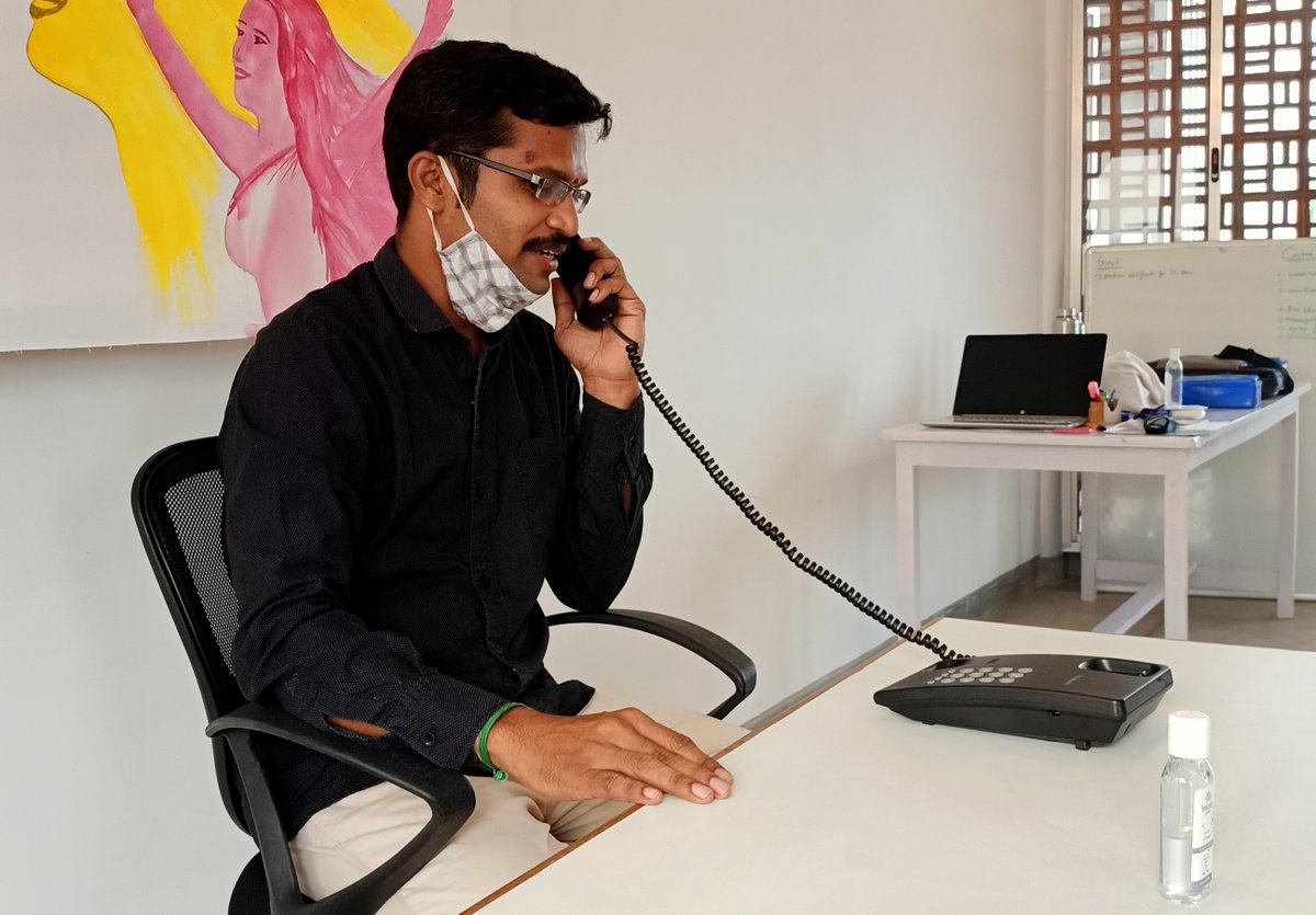 VanBob1325's tweet photo. Monday, Sharana’s counselling calls resume on day 4 of Sharana's “Women’s Mental Health Awareness Campaign: Moving Towards a Sound Mind.”Mr Prakash, cousellor, seen taking a call from a Woman Social Entrepreneur.#WomenMentalHealth  #WomenEmpowerment #Trust  #MentalHealthAwareness https://t.co/lQv5eot0qK