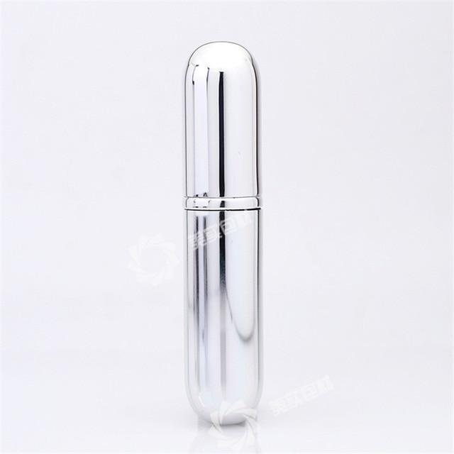 redpilltimes_'s tweet photo. This Portable Mini Perfume 

FOR ONLY $4.36 #deal

https://t.co/jVkR0u919U https://t.co/LJWmHl827A