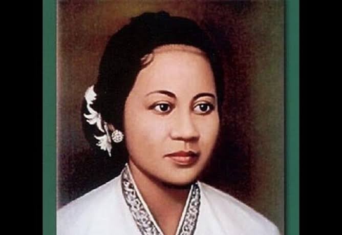 #kitaadauntukzara jika perbuatan seperti ini kalian bela menangis ibu kartini melihatnya sudah cape cape naikin drajat wanita perbuatan seperti itu di wajarkan 🙃