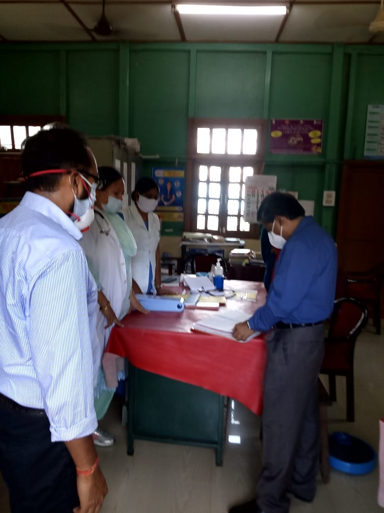 Today visited CHC Bambooflat, PHC, Wimberlygunj &amp; Chouldari. Seen doctors &amp; health staffs working with confidence, commitment &amp; courage. Most of the COVID recovered staffs have rejoined duty. These COVID warriors deserve only support and gratitude
<a href="/ChetanSanghi/">Chetan Sanghi</a> <a href="/Andaman_Admin/">Andaman and Nicobar Admn</a>