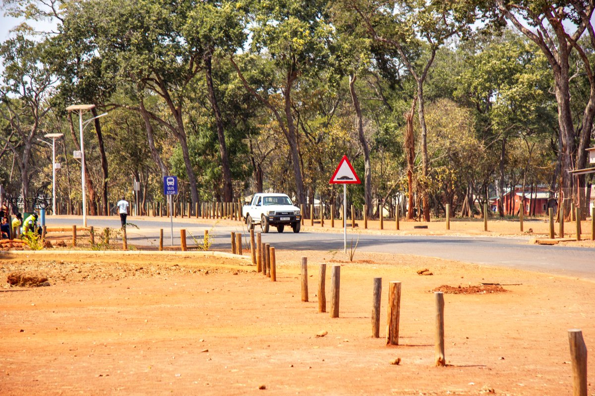 ChisengaKap's tweet image. 24th August 2020
Location: Kalumbila Town
Shot with my 17-85mm Canon Lens
#CanonPhotography
#CanonLove
#funphotography
#Kalumbila