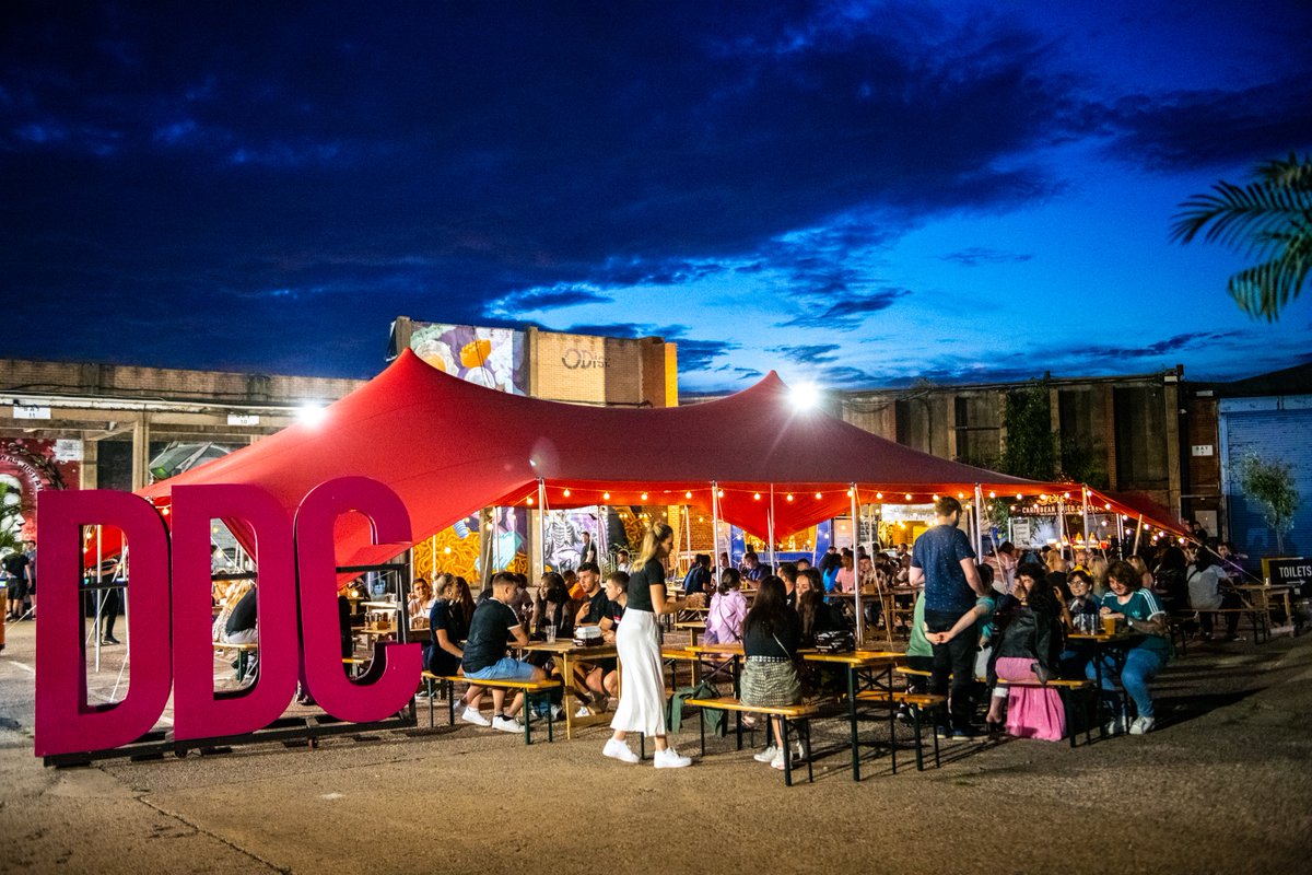 Fancy a night out on us at the Digbeth Arena this weekend? 🍻

We're giving away:

- 1 x table to any night this weekend.
- 6 x food vouchers.
- 6 x beers from Digbrew Co

Simply RETWEET and we'll announce a winner Wednesday at 6pm