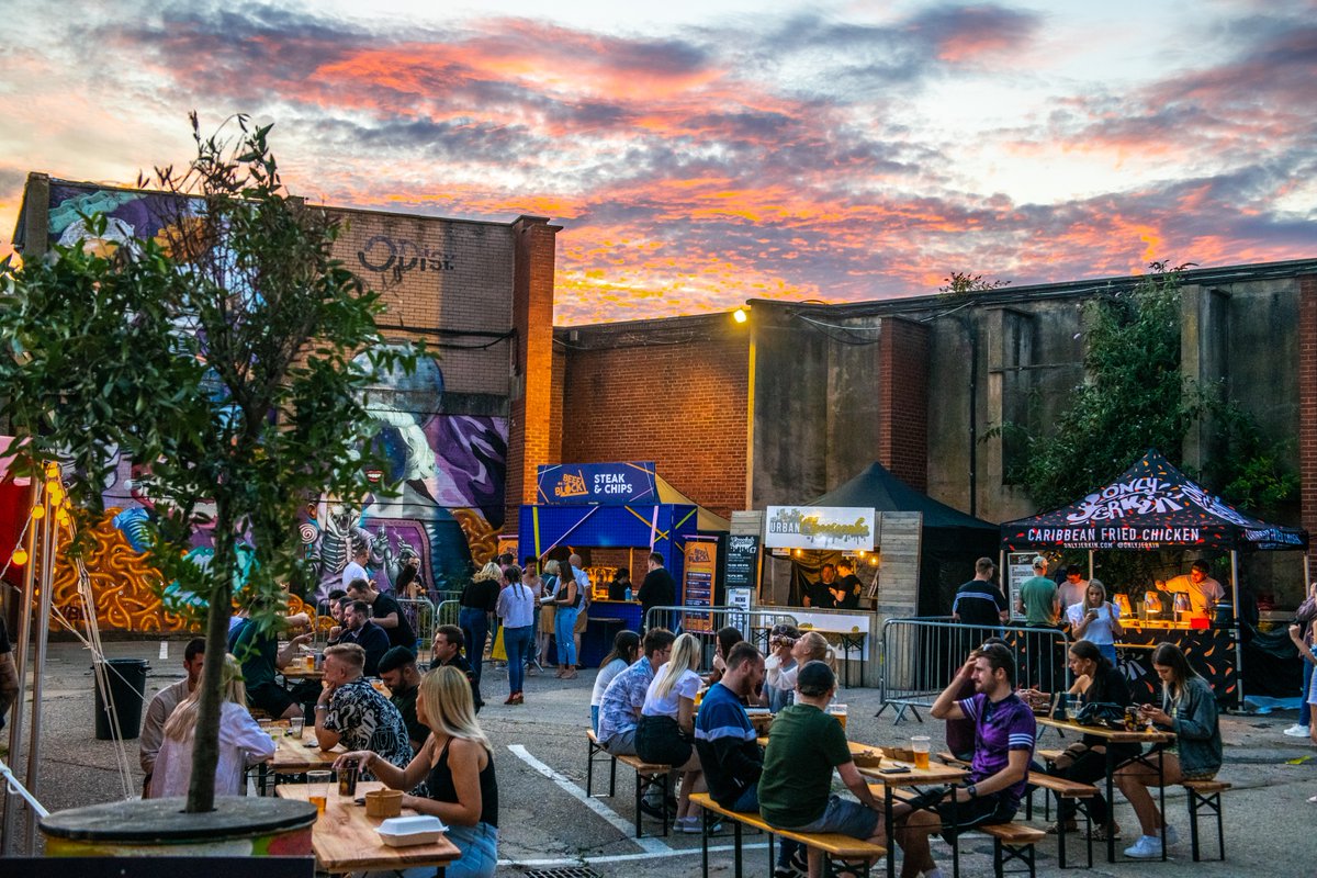DigbethDiner's tweet image. Fancy a night out on us at the Digbeth Arena this weekend? 🍻

We're giving away:

- 1 x table to any night this weekend.
- 6 x food vouchers.
- 6 x beers from Digbrew Co

Simply RETWEET and we'll announce a winner Wednesday at 6pm