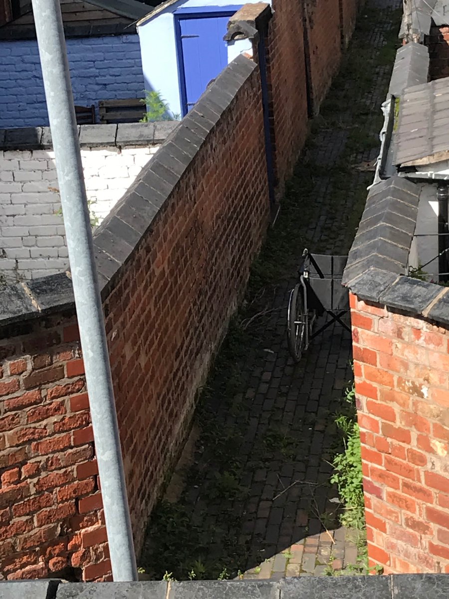 Anyone in <a href="/ShitChester/">12 years of Shitchester</a> missing a wheelchair? One has been abandoned in Handbridge