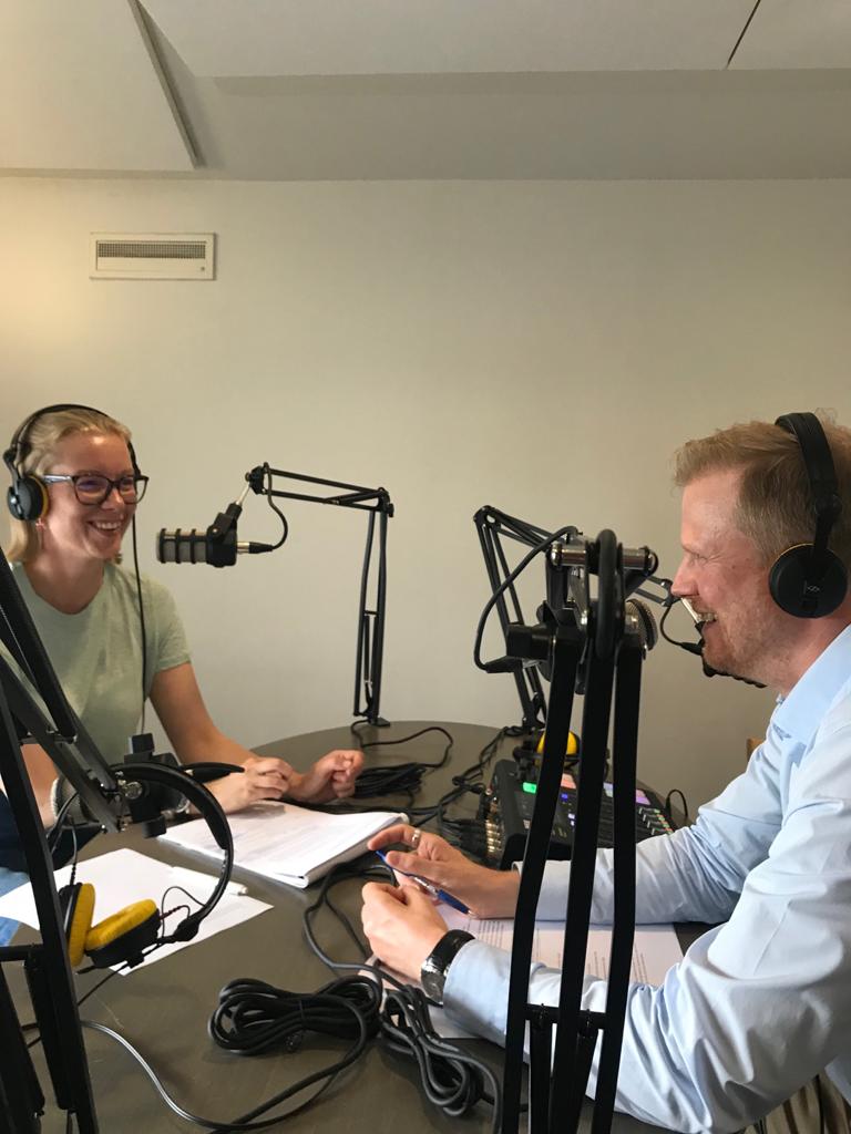 Tänään nauhoitimme @NilssonSaana​n kanssa ensimmäisen jakson uutta podcastiamme 'Supodi - tarinoita, joita et muualta kuule'. Syksyllä tulossa tarinoita @Suojelupoliisi​n maailmasta. #tiedustelu #supodi
