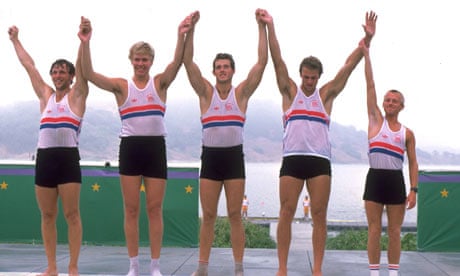 Ep 51 - Martin Cross
We very excited to let you guys know we sat down with Martin to pick is brain about rowing, getting into his rowing career and of course his transition into commentating of which we are all familiar with!
Have a listen 👍