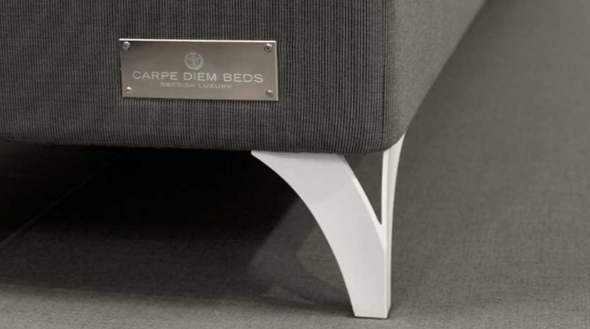 Suit_Delux's tweet photo. El diseño no está reñido con el descanso.

Foto: pata de cama Genua, de Carpe Diem Beds.

#Salud #Bilbao #Bizkaia #Derio #Leioa #descanso #calidad #confort #diseño #estilo #cuidate #CarpeDiemBeds #EquipoSuitDelux https://t.co/SIeQ3JK9yT