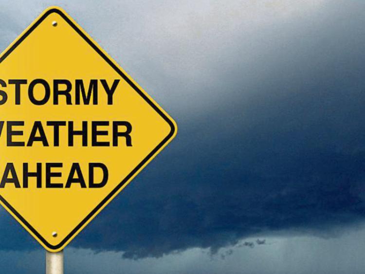 WEATHER WARNING ISSUED FOR TIPP! Gusts of up to 110 kilometres per hour and heavy rain can be expected in parts of the country over the coming days. A Status Yellow Rainfall Warning with up to 50mm of rain's likely in places.