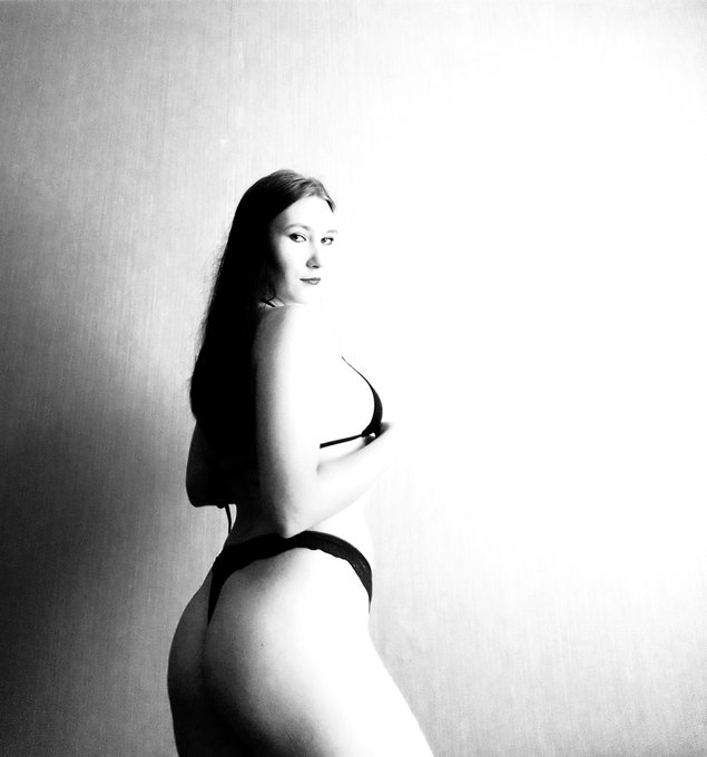 😍😇 https://t.co/qnbEnFKTYF<a href="/tag/%D0%BD%D0%BE%D0%B2%D0%B0%D1%8F%D0%B0%D0%B2%D0%B0%D1%82%D0%B0%D1%80%D0%BA%D0%B0"class="tags"><span>#новаяаватарка</span></a>